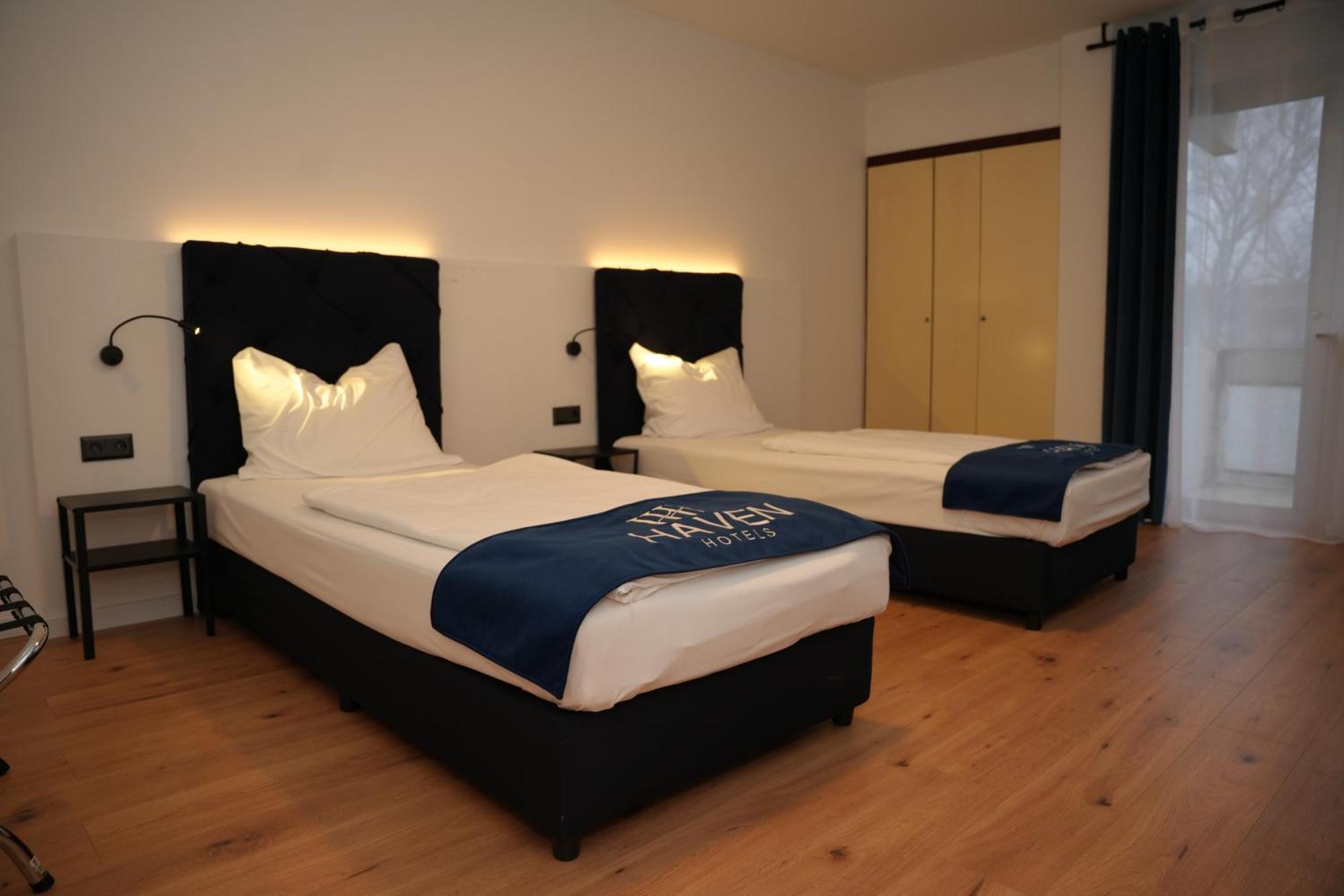 Haven Hotels - Hotel Am Stadion Леверкузен Экстерьер фото